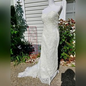 JJs House wedding dress full lace ivory brand new corset back M-L